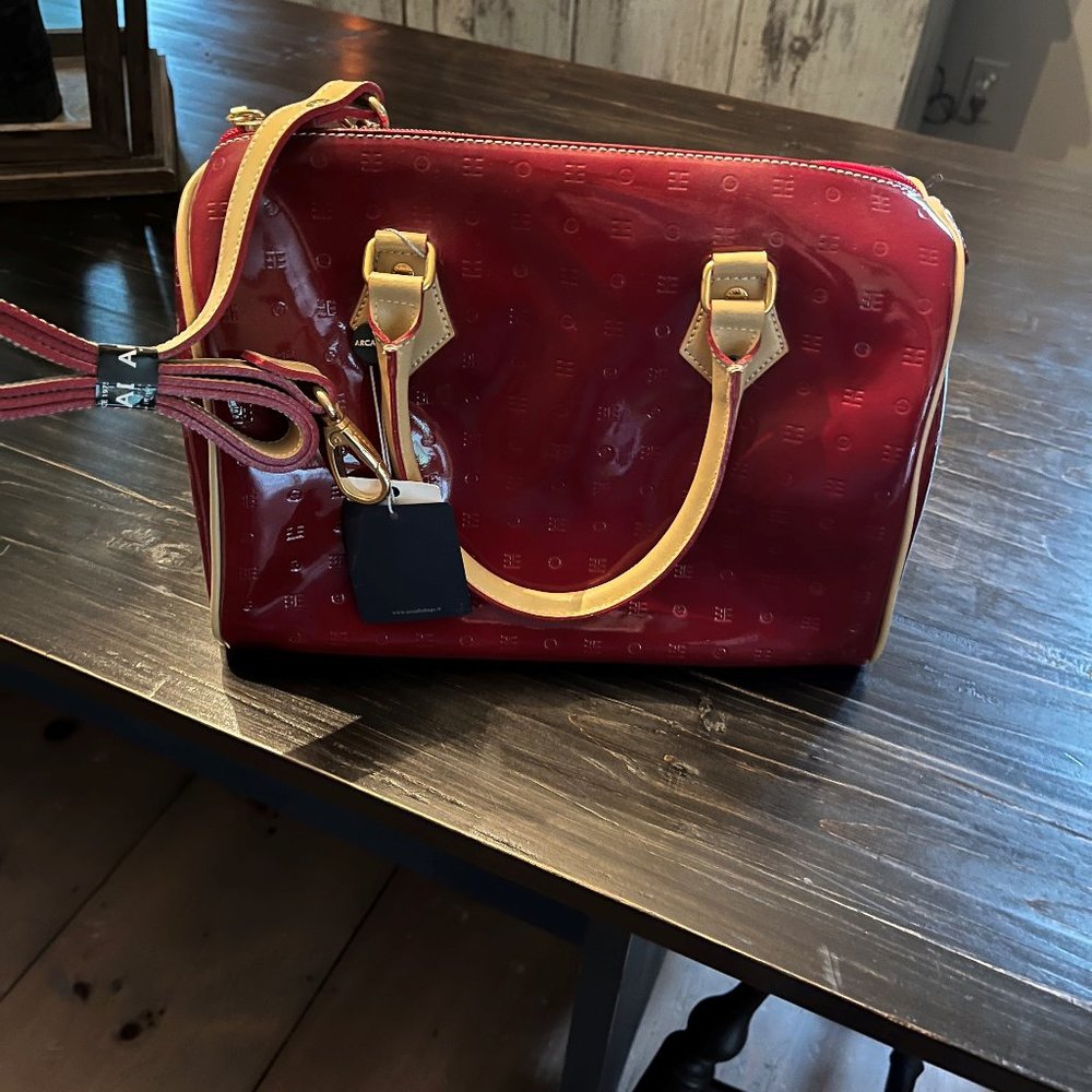 Arcadia Hand Bag